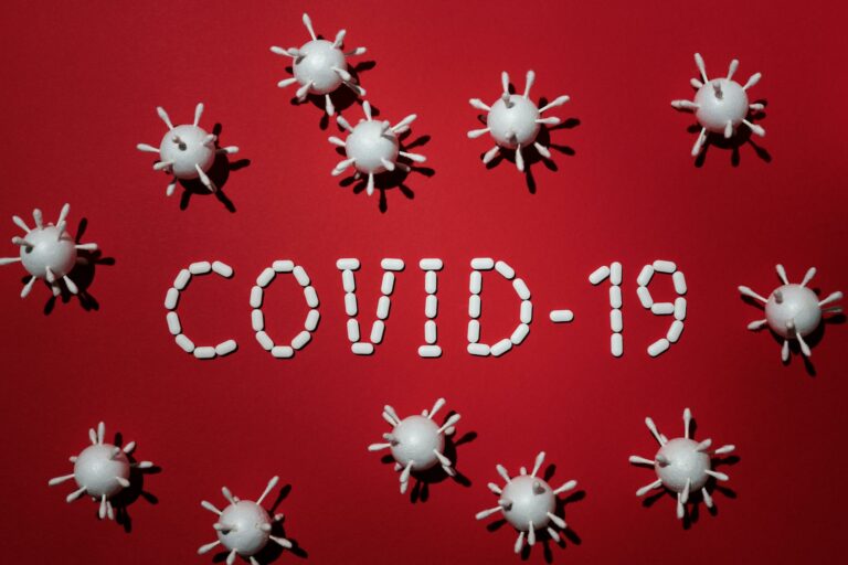 What Is the Difference Between Furlough & a Layoff Amid the Coronavirus Pandemic